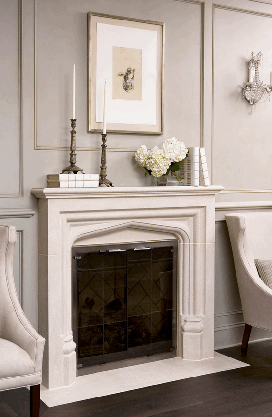 Как красиво оформить камин и каминную зону?