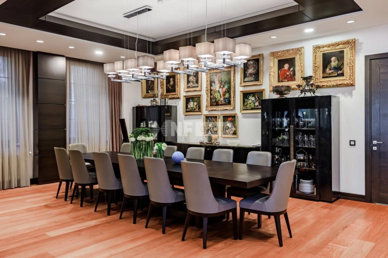 Григорий Лепс выставил на продажу свой особняк в буддийском стиле за 550 млн рублей