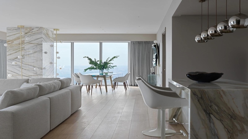 Квартира певицы Марго в башне Федерация в Москва-Сити: монохром над мегаполисом и интерьер как личное убежище