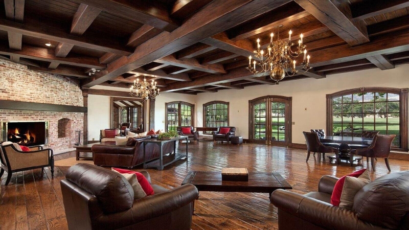 Недвижимость Майкла Джексона: от сказочного Неверленда до уединённого дворца в Холмби Хиллс