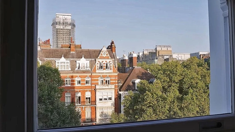 Где живёт Мариника Смирнова, или как Мисс Россия обосновалась в историческом доме в центре Лондона