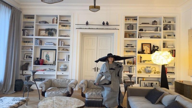 Ксения Собчак впервые показала свою квартиру за 1,2 млрд рублей с видом на Кремль