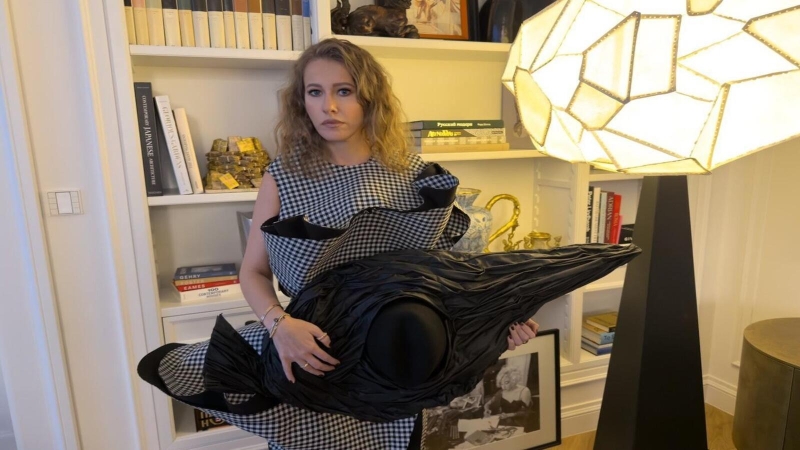 Ксения Собчак впервые показала свою квартиру за 1,2 млрд рублей с видом на Кремль