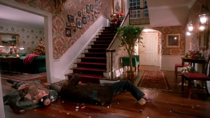 Мама того самого Кевина из «Один дома» Кэтрин О’Хара и дома, которые навсегда остались в истории кино