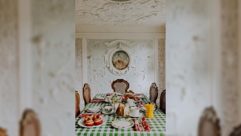 Новогодний дом в Венеции кулинарного обозревателя и дизайнера столовых приборов Скай МакЭлпайн