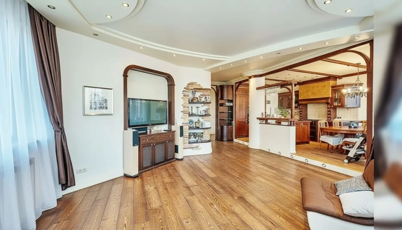 Апартаменты Александра Жулина: как живёт известный тренер после большого спорта