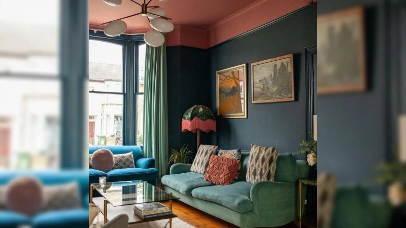 ТОП-10 цветных потолков и дверей для вашего трендового интерьера в 2026 году