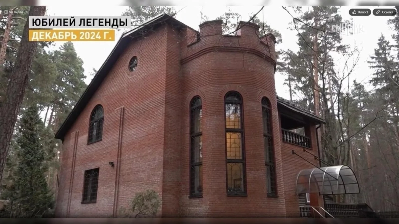 Живут как в сказке: загородный замок Натальи Бестемьяновой и Игоря Бобрина, где нет роскоши, но есть душа