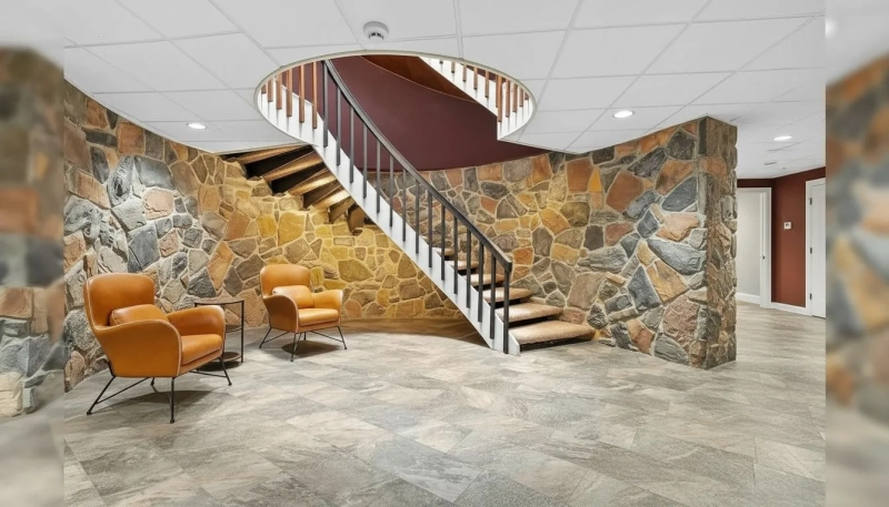 Дом, который не должен был существовать: в Мичигане продают легендарный «Луковый дом» за 1,9 млн долларов