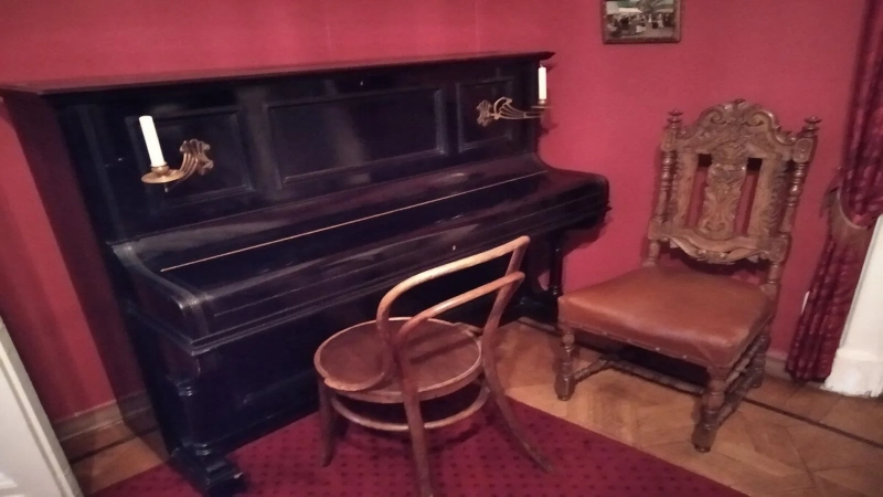 Дом, в котором жила старая Москва: где и как жил художник Аполлинарий Васнецов