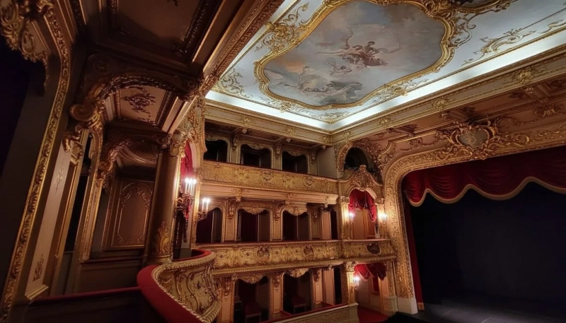 Дворец Юсуповых: где жила семья богаче царя и что скрывает их легендарная резиденция в Петербурге на набережной реки Мойки