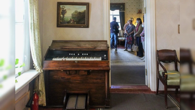 Где жил Федор Достоевский и как выглядит его единственный дом. А все-таки неплохо он жил!