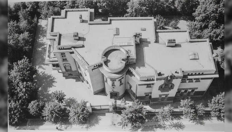 Где жила балерина Вера Трефилова в Петербурге: расследование по старой фотографии, которая привела к особняку в стиле модерн 