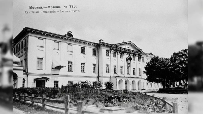 Где жила советская элита в Москве: ТОП зданий архитектурных шедевров