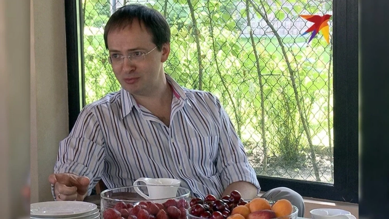 Где живет Владимир Мединский: от советской «сталинки» до квартиры в престижном квартале Москвы