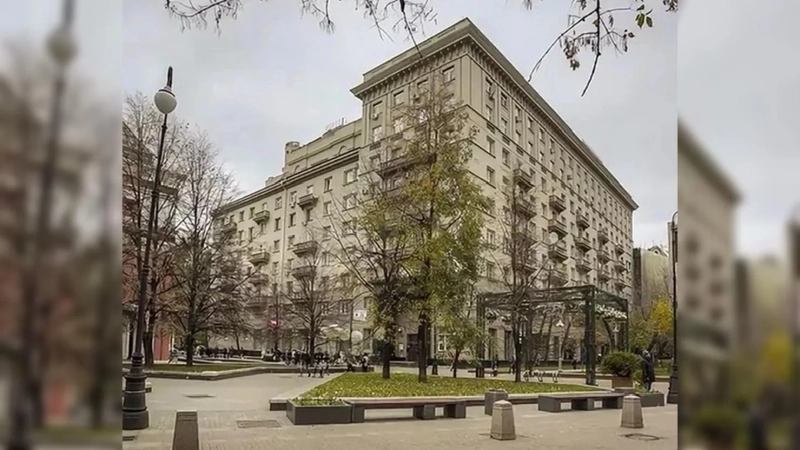 Где живет Владимир Мединский: от советской «сталинки» до квартиры в престижном квартале Москвы