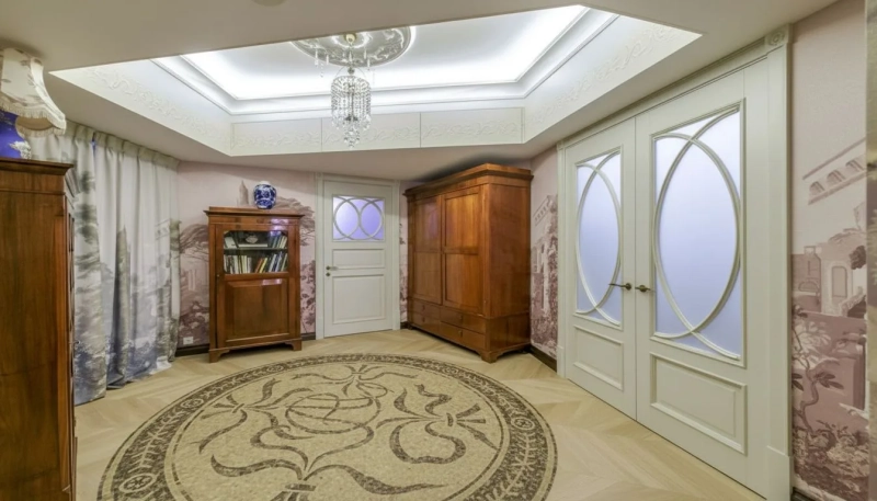 Где живёт Светлана Немоляева: квартира Оленьки из «Служебного романа»