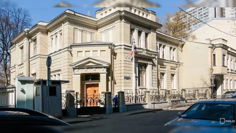 Москва спасает архитектуру: 700 исторических зданий отреставрируют до 2030 года — какие усадьбы, дворцы и храмы уже возвращают городу