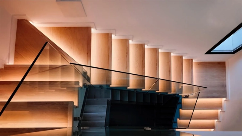 Светодиодная лента и как её использовать в интерьере: ТОП-10 лайфхаков