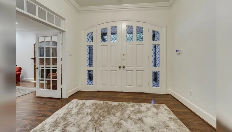 Ушел Чак Норрис,  легендарный герой боевиков: каким был дом и почему он выбрал уют вместо голливудского пафоса