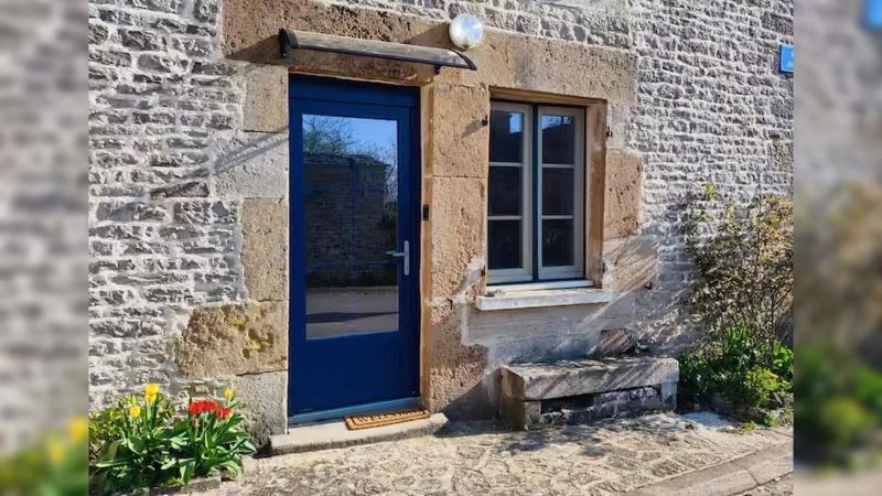 Как выглядят дачи пенсионеров во Франции, и почему их участки смотрятся дороже элитных коттеджей