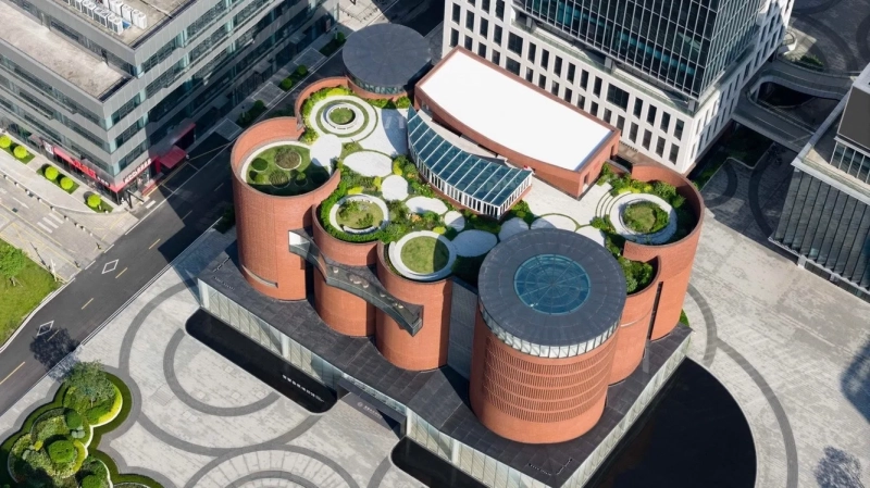 В Китае завершили строительство крупнейшего в мире музея парфюмерии 